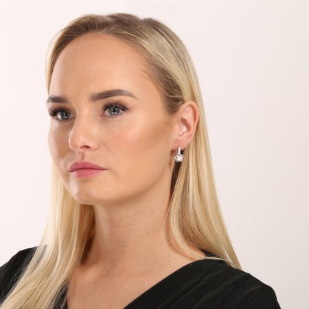 Stříbrné náušnice visací s bílou říční perlou 21046.1 Bílá