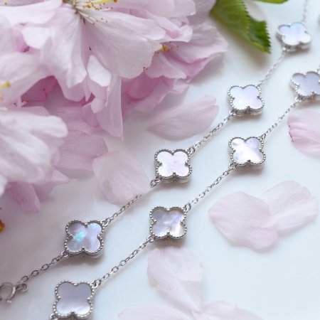 Strieborný náhrdelník štvorlístky s perleťou 12150.1