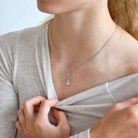 Stříbrný náhrdelník anděl se Swarovski krystaly bílý 32077.1 Krystal