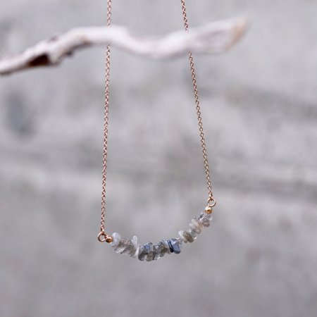 Náhrdelník s kamenem labradorit 42037.3 ocel