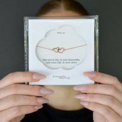 Náš původ říká, že jsme kamarádky, naše srdce říká, že jsme sestry - OB51