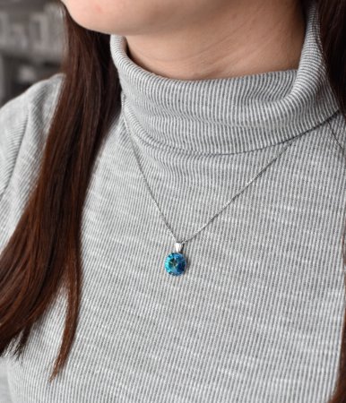 Stříbrný přívěsek s krystaly Swarovski modrý kulatý-rivoli 34112.5 Bermuda Blue