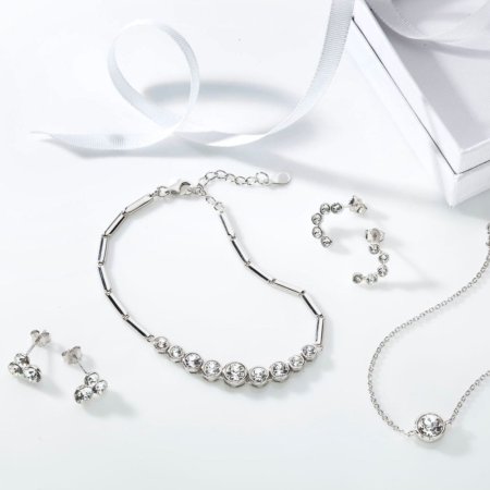 Stříbrný náramek se Swarovski krystaly bílý 33111.1 Krystal