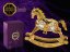 Kovová pozlacená figurka Houpací Kůň s bílými krystaly Swarovski Elements