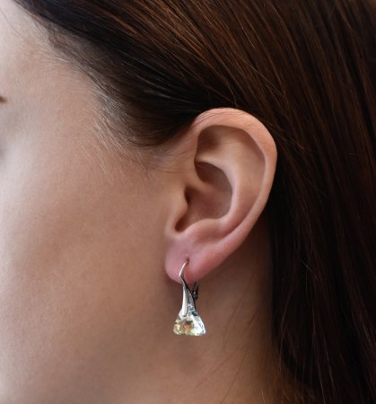 Súprava šperkov s kryštálmi Swarovski náušnice a prívesok ab efekt trojuholník 39174.2 AB