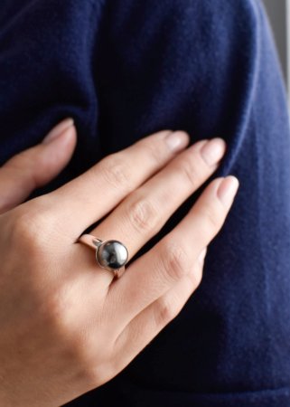 Prsten šedá perla se Swarovski Elements 35022.3 Grey 10 mm