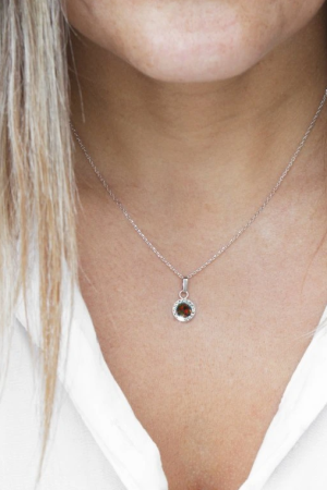 Strieborný náhrdelník so zeleno menivým opálom a kryštálmi Swarovski Elements koliesko Vitrail Medium Opal