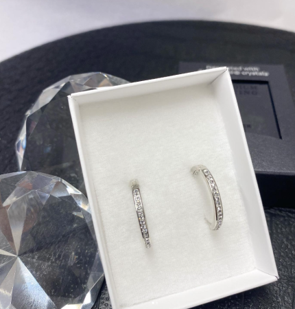 Stříbrné náušnice bílé kruhy s krystaly Swarovski Elements Krystal