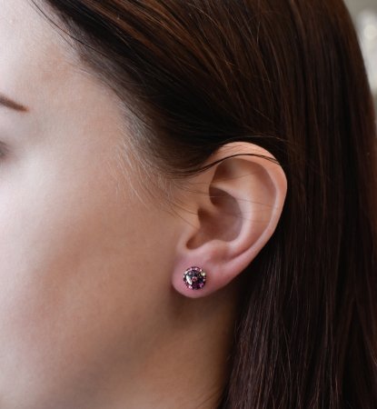 Stříbrné náušnice pecka s krystaly Swarovski fialové kulaté 31336.3 Amethyst