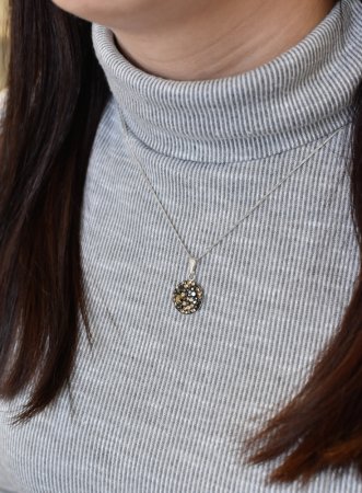Stříbrný přívěsek s krystaly Swarovski mix barev kulatý 34225.4 Colorado