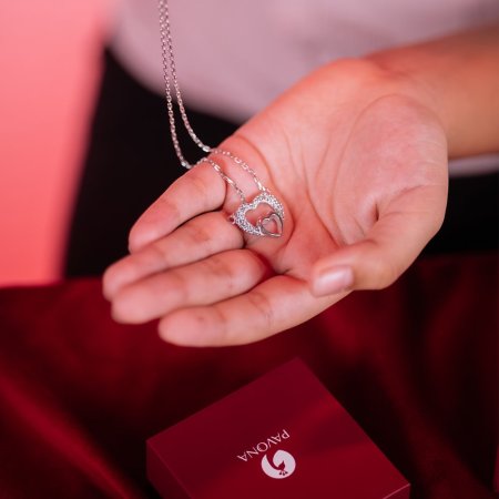 Stříbrný náhrdelník s krystaly Swarovski bílé srdce 32032.1 Krystal