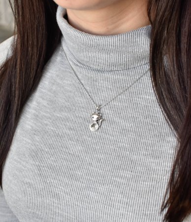 Strieborný prívesok s kryštálom Swarovski biela mačka 34235.1 Krystal