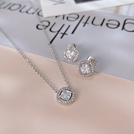 Náhrdelník s čírymi zirkónmi Princesse SN001C