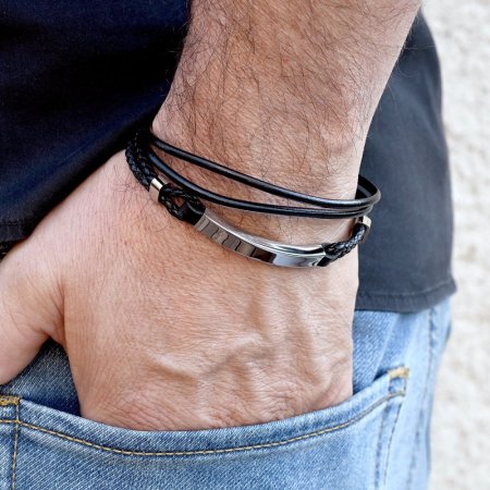 Náramek pánský černá recykl.kůže s ocelovou ozdobou 43029.3 černý