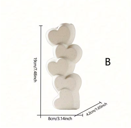 Biela keramická váza v tvare srdca