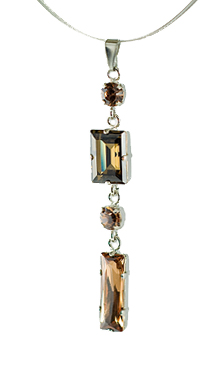 Náhrdelník se Swarovski Elements podélný Hnědý