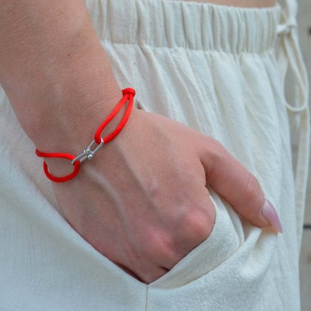 Kabbalah náramok so striebornou ozdobou 13094.3 red