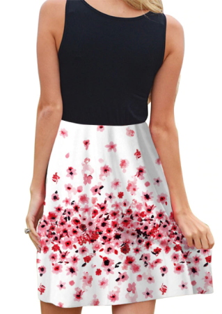 Dámské letní černobílé šaty s růžovými květy