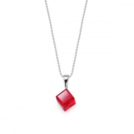 Náhrdelník se Swarovski Elements červená kostka Siam 6 mm