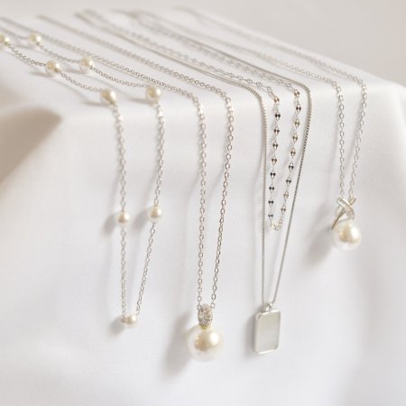 Strieborný dvojitý náhrdelník s bielou perleťou 12155.1