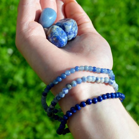 Náramky s minerálnymi kameňmi sodalít, avanturín a lapis lazuli 43043.3 modrý