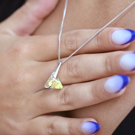 Súprava šperkov s kryštálmi Swarovski náušnice a prívesok ab efekt trojuholník 39174.2 AB