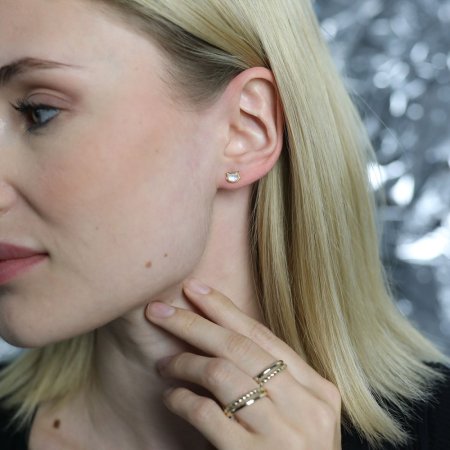 Pozlátené strieborné náušnice mačky s perleťou 11711.1