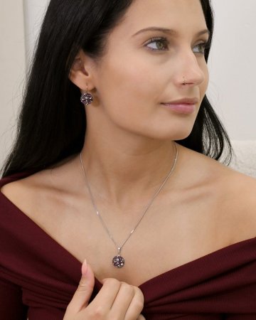 Stříbrné náušnice visací s krystaly Swarovski fialové kulaté 31176.3 Dark Amethyst