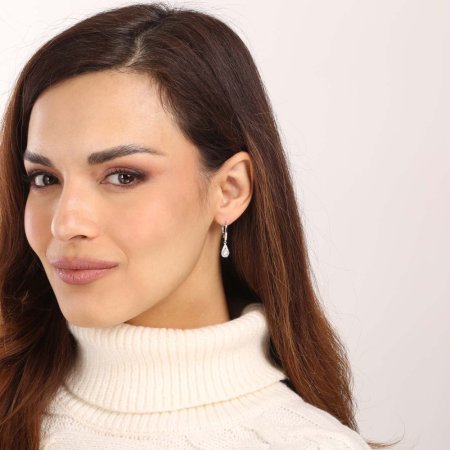 Strieborné náušnice visiace so zirkónom biela slza 11305.1