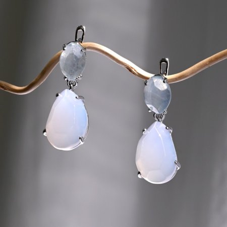 Stříbrné náušnice s akvamarínem a chalcedonem 11740.3