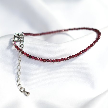 Náramek s pravými garnet kameny 43055.3 ocel