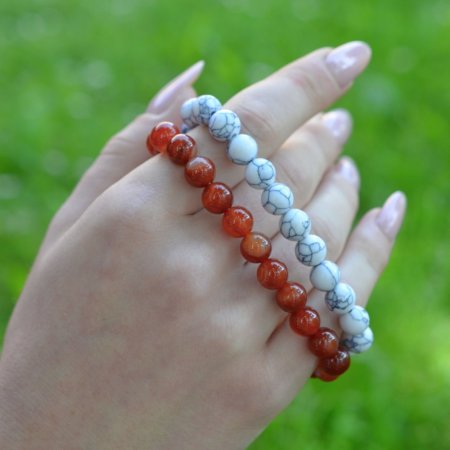 Náramek s minerálními kameny korál tmavý 43056.3