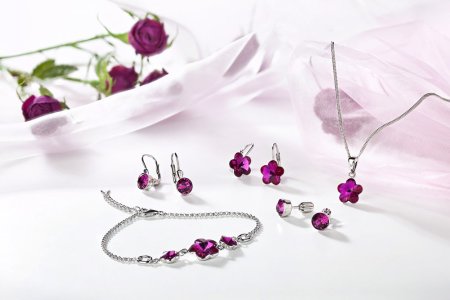 Sada šperkov s kryštálmi Swarovski náušnice, retiazka a prívesok ružová kvietka 39143.3 Fuchsia