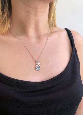 Strieborný náhrdelník so Swarovski kryštálmi srdce modré 32071.3 Aqua
