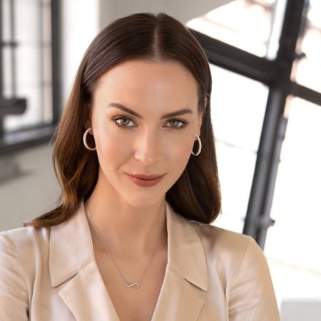 Strieborný náhrdelník s kryštálmi Swarovski biele infinity nekonečno 32023.1 Krystal