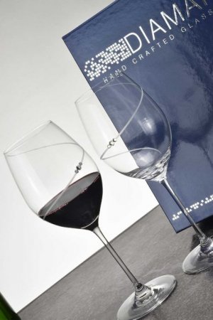 Sklenice na červené víno se Swarovski Elements Silhouette 470 ml