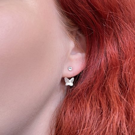 Strieborné náušnice dvojité s kryštálmi Swarovski biely motýľ 31247.1 Kryštál