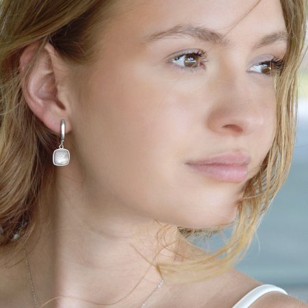 Stříbrné visací náušnice s pravým růženínem 11738.3