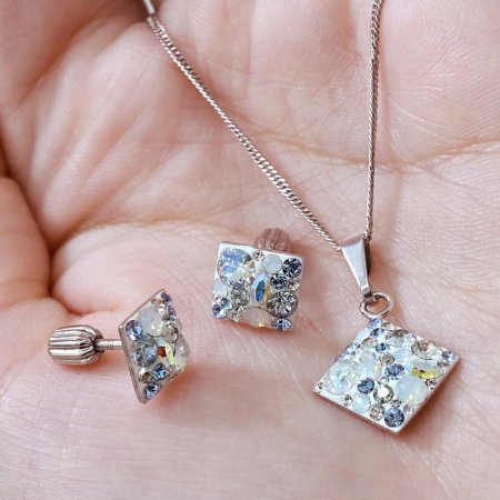 Sada šperků s krystaly Swarovski náušnice a přívěsek mix barev kosočtverec 39126.3 Light Sapphire