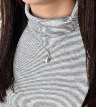 Strieborný prívesok s kryštálmi Swarovski biele srdce 34240.1 Krystal