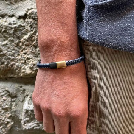 Náramek pánský recykl.kůže modrošedá a zlaté ozdoby 43033.3 modrá/šedá