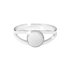 Stříbrný prsten s pravým minerálním kamenem White Jade