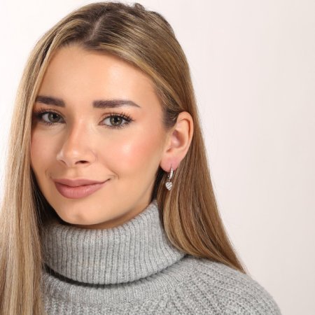 Stříbrné náušnice se zavěšeným srdíčkem 11607.1