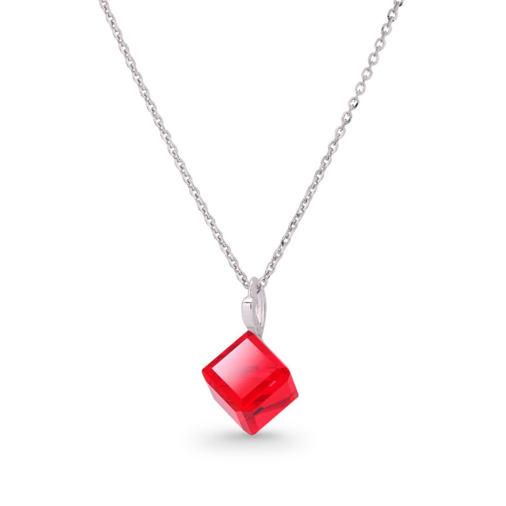 Náhrdelník se Swarovski Elements červená kostka Siam 8 mm