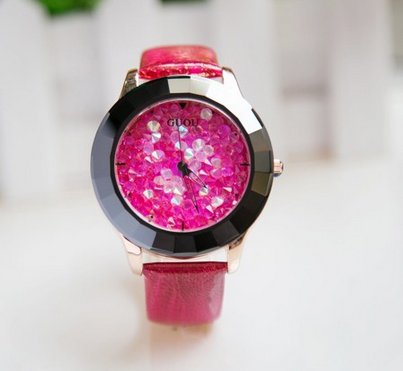 Růžové náramkové hodinky